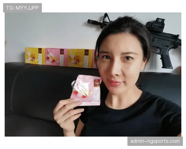 杜丽退役后住进北京四合院，每天五点起床练枪——不是比赛那种